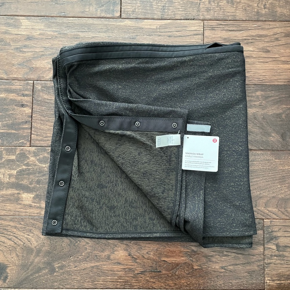 BNWT Lululemon Vinyasa Wrap, One Sz
